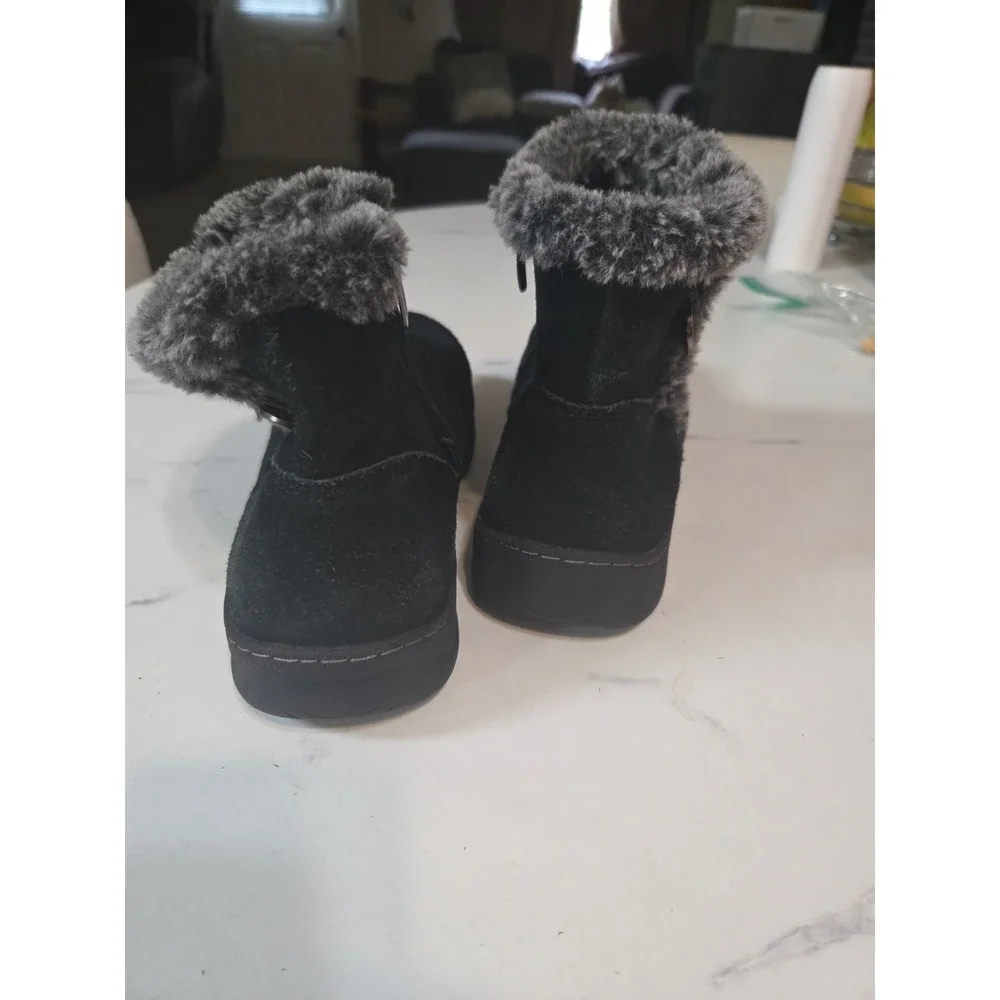 Khombu Iris Women 10m Winter Snow Boots Black Suede Faux Fur Side Zip...